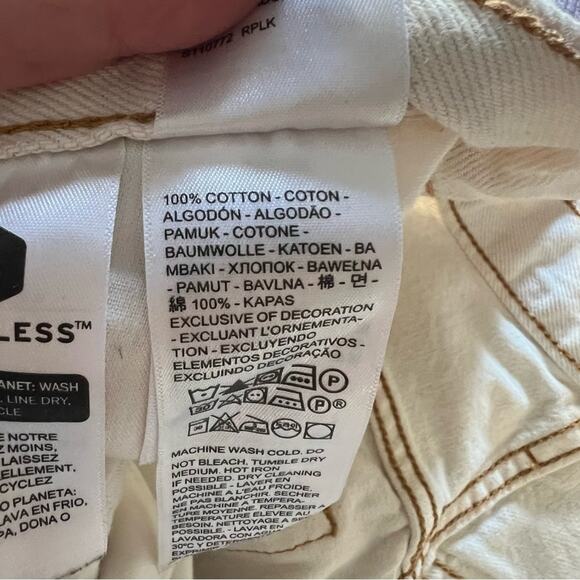 Levi’s Ribcage Straight Ankle Jeans - Picture 10 of 11